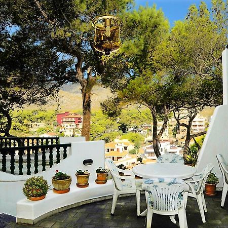 Hostal Los Pinos Кала-Сан-Висенте Экстерьер фото